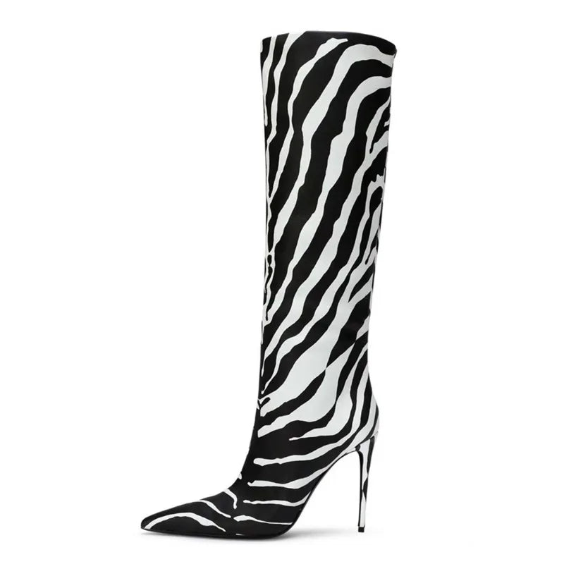 Paola Pointed Toe Boots